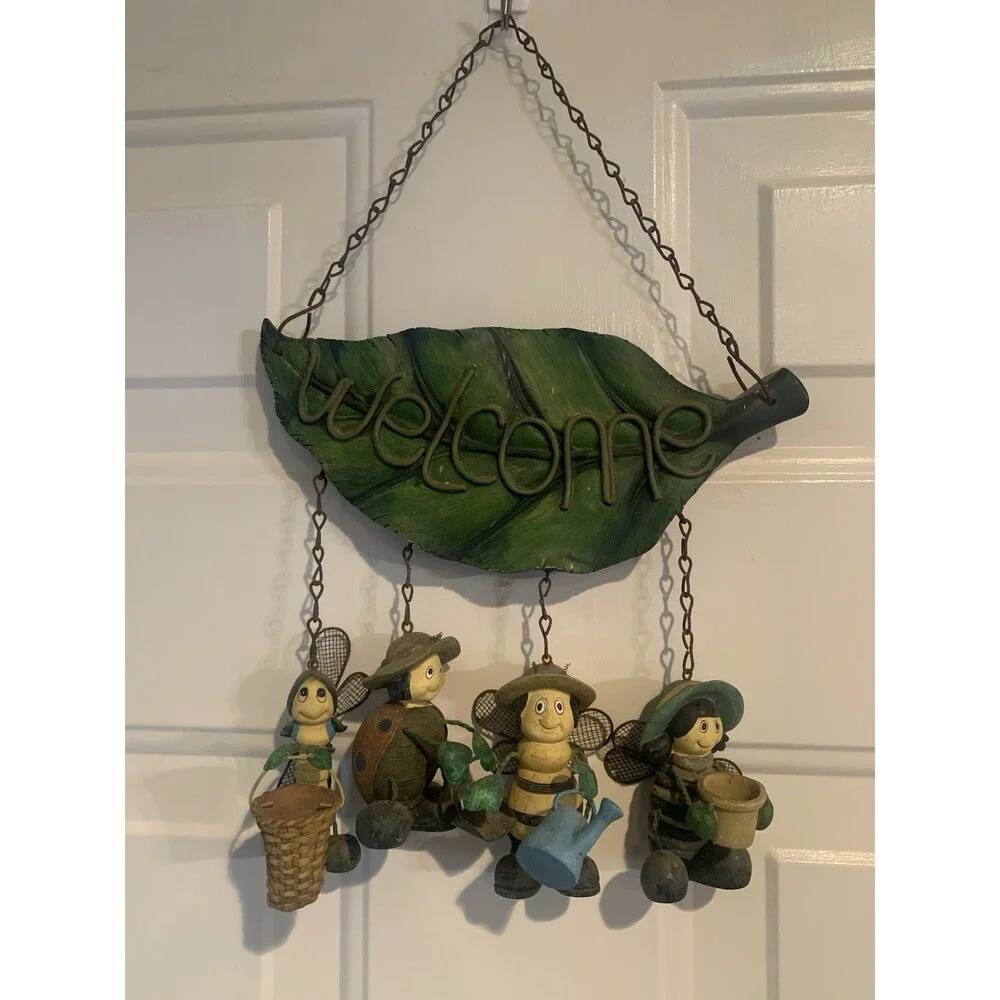 Welcome Busy Bee/Gardening Ceramic Door Hanger Vtg 15”x9”